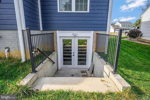 20 Dawson Dr #2 Photo 1
