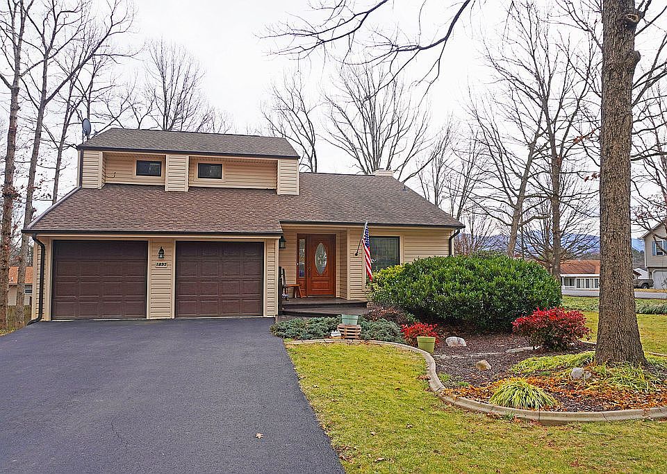 1st image of 1895 Woodmere Ct
