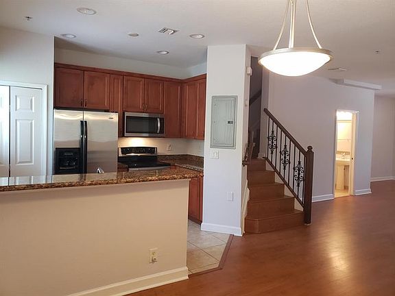 2nd image of 325 Bayfront Dr #325