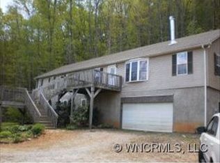 91 Curtis Creek Rd, Candler, NC 28715