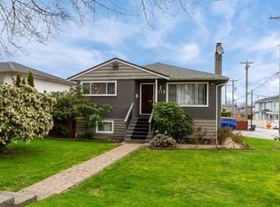 3713 Kincaid St, Burnaby, BC V5G1V4