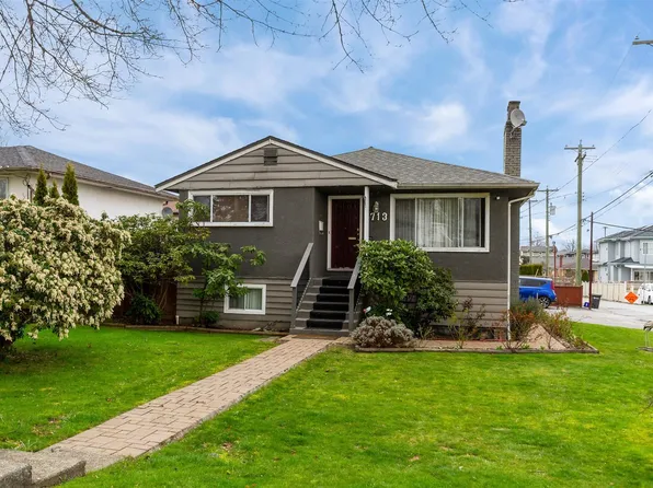 3713 Kincaid St, Burnaby, BC V5G 1V4