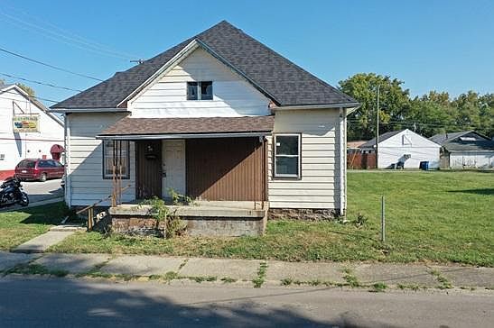 2nd image of 702 Indiana Ave