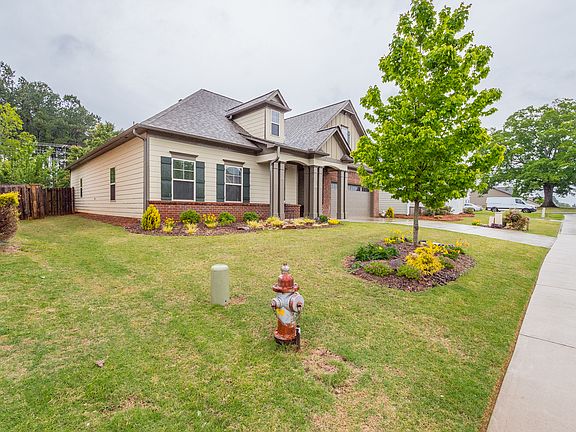 3rd image of 4574 Bagwell Dr
