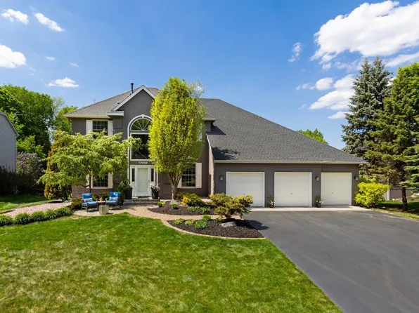 17090 New Market Dr, Eden Prairie, MN 55347