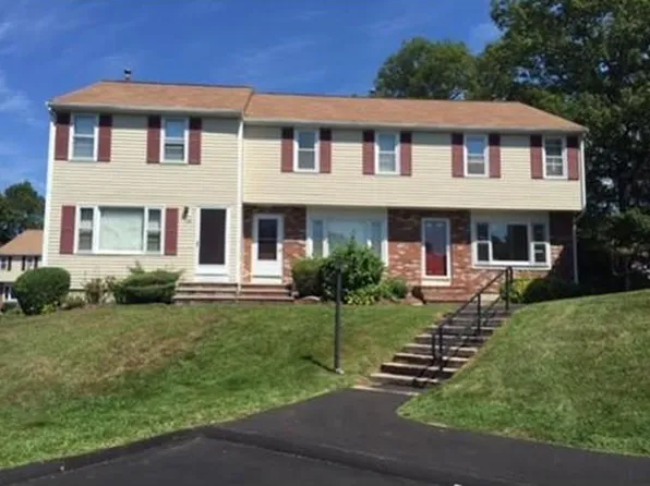 1170 Wilson Rd APT 36, Fall River, MA 02720