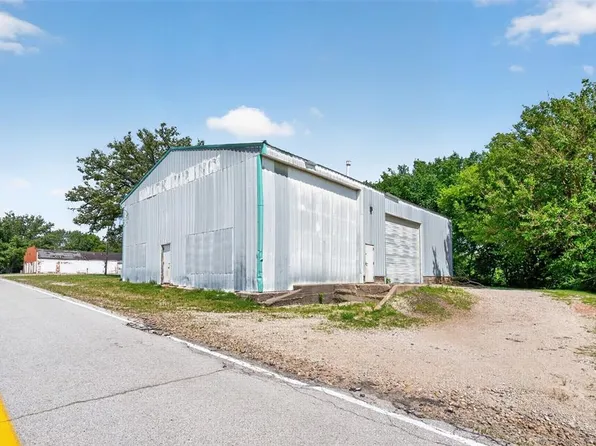 9098 NE 12th Ave, Altoona, IA 50009