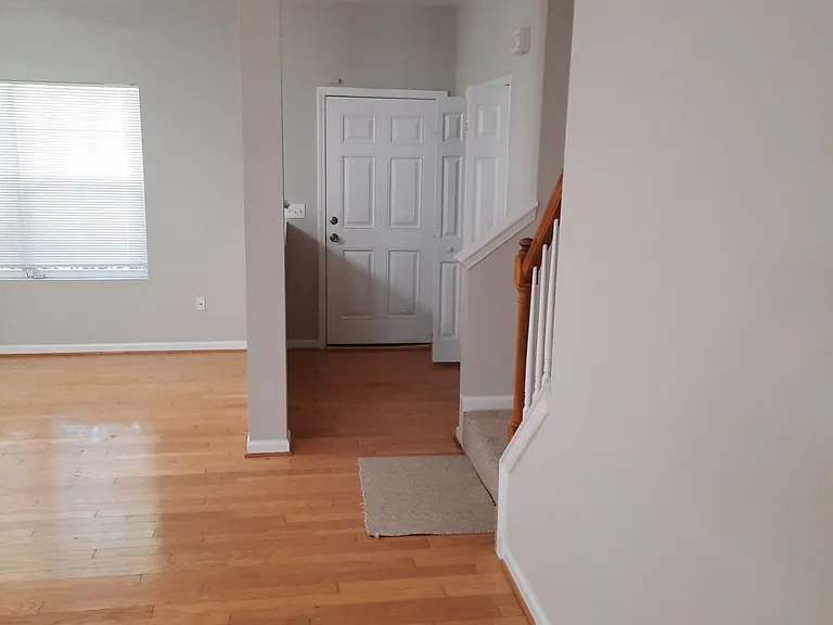 508 Sternwheel Way — Photo 3