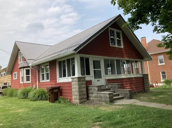 314 W Gale St, Angola, IN 46703