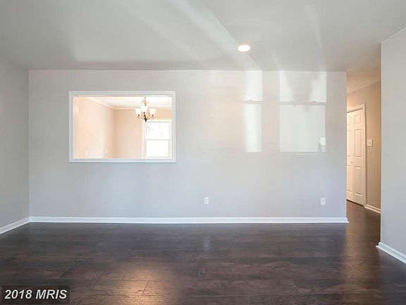 Living Room To View Into Eat-in Kitchen