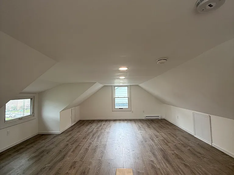 1004 Leeds Ave #1 — Photo 10