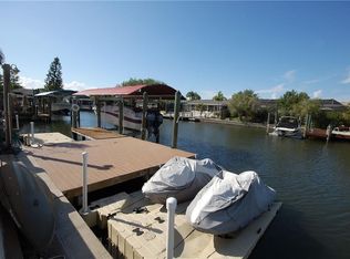 921 Spindle Palm Way, Apollo Beach, FL 33572