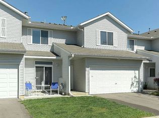 1966 Parkway Ave, Shakopee, MN 55379