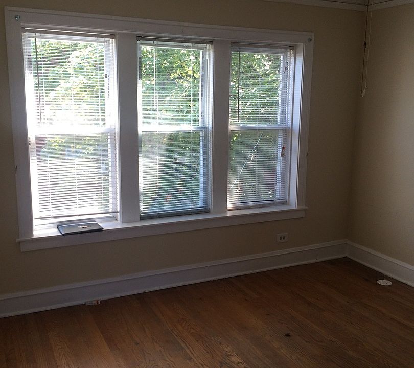 1st image of 2542 N Kilbourn Ave #1