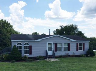 218 Philip Branch Rd, Mount Airy, NC 27030