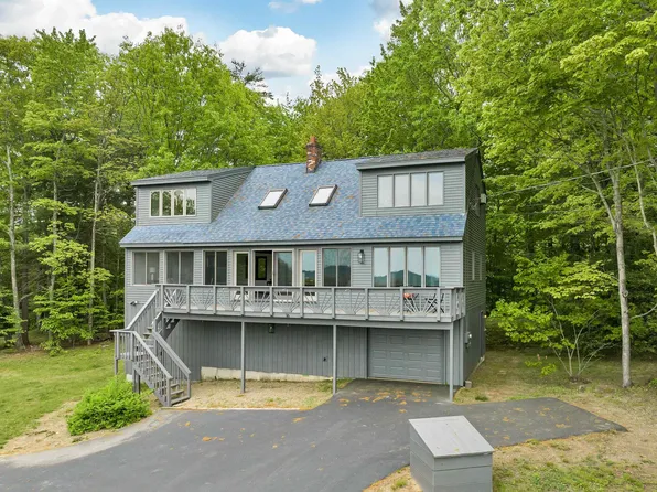 16 Checkerberry Lane, Gilford, NH 03246