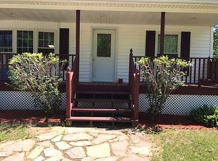 598 Rand Hill Rd, Morrisonville, NY 12962