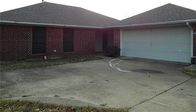 1st image of 2720 Herring Cir