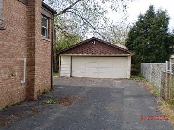 5th image of 10804 S Lawler Ave