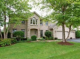 27W438 Knoch Knolls Rd, Naperville, IL 60565