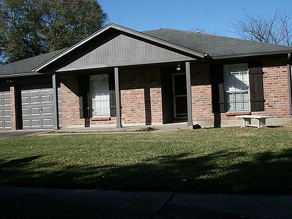 2nd image of 1609 Van Buren Dr