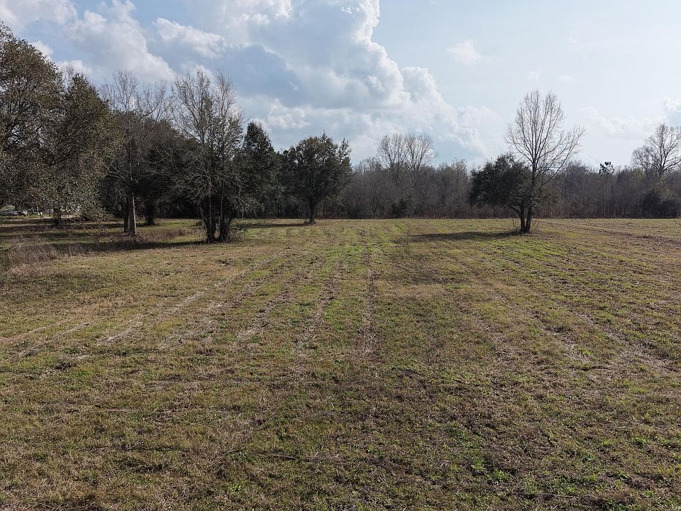 1st image of 435 Gazette Rd