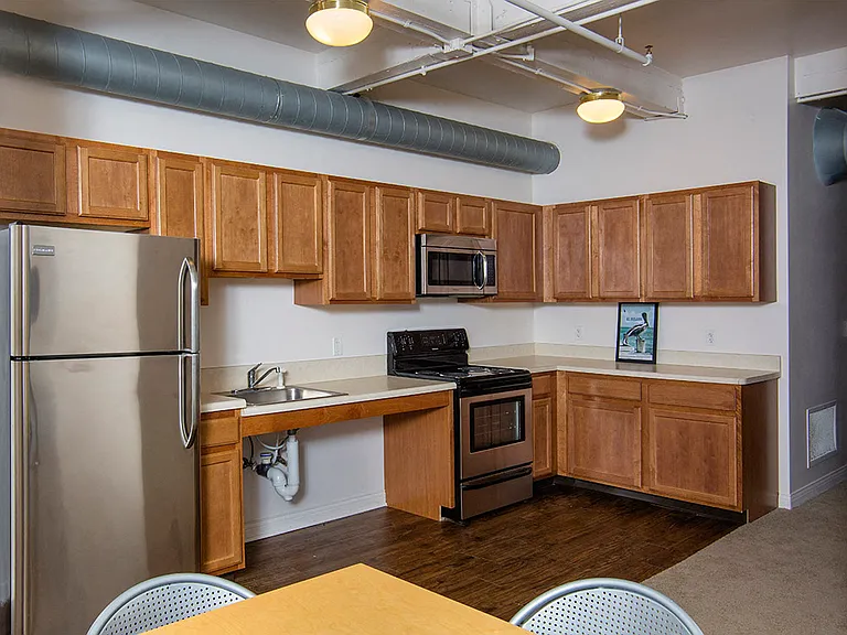 The Lofts @ 5 Lyon - Price Per Bedroom — Photo 9