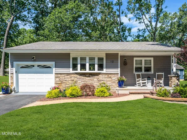12 Roosevelt City Road, Whiting, NJ 08759