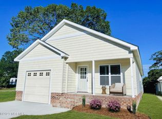 3308 N George St, Farmville, NC 27828