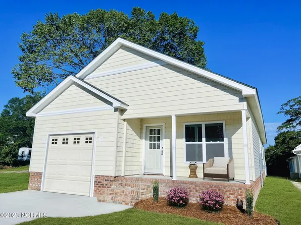 3308 North George Street, Farmville, NC 27828