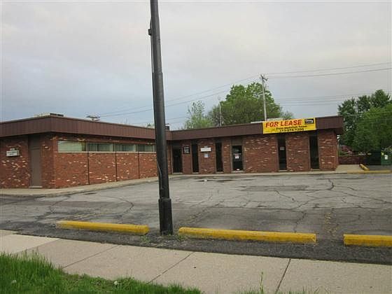 1st image of 22247 W Warren St