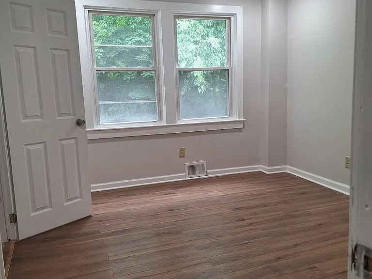 1 of 4 big bedrooms, all with walk in closets