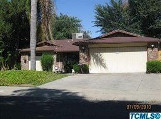 930 S Wellsley St, Visalia, CA 93277