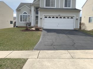418 Cardinal Dr, Bartlett, IL