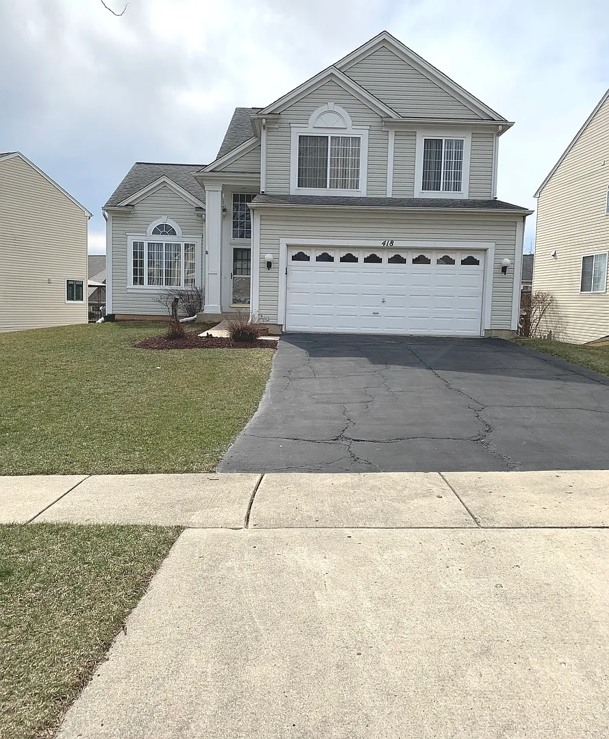 418 Cardinal Dr photo 1