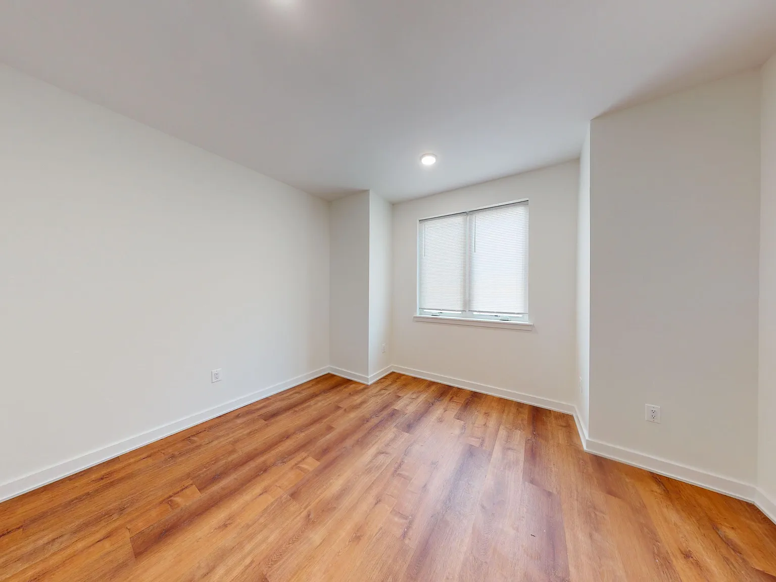 1834 N Bouvier ST Unit B — Photo 3