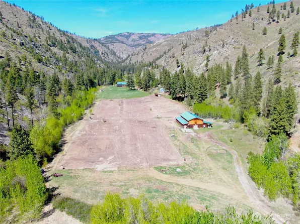 710 Antoine Creek Road, Chelan, WA 98816