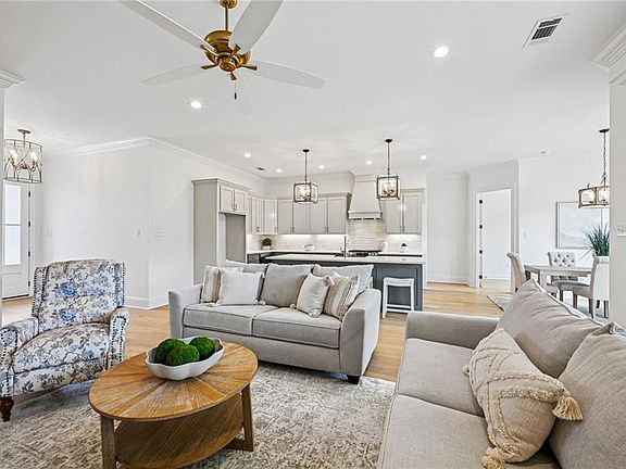 4th image of 2024 White Dove Dr