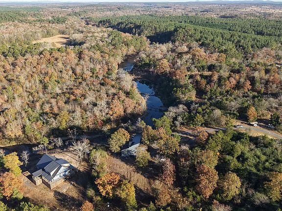 4th image of 1384 Loop Rd