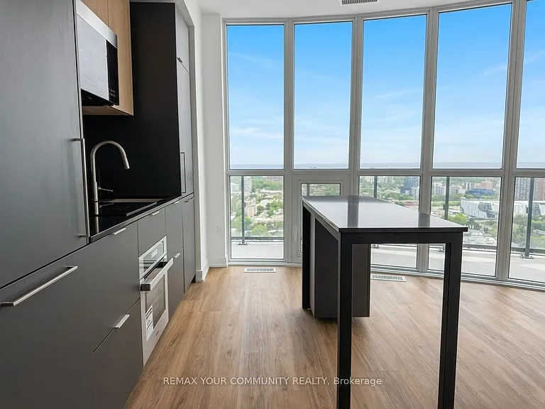 1 Fairview Rd E #2611 — Photo 2