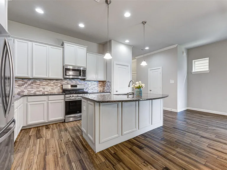 6011 Dark Kite Trl — Photo 10