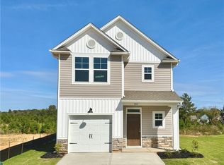 582 Seaborn Cir, Pendleton, SC 29670