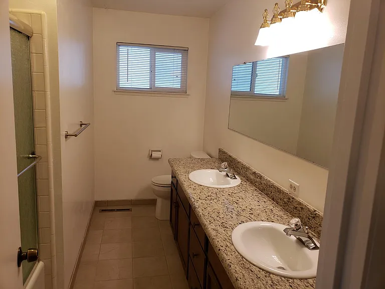 3028 E Tenaya Way — Photo 5