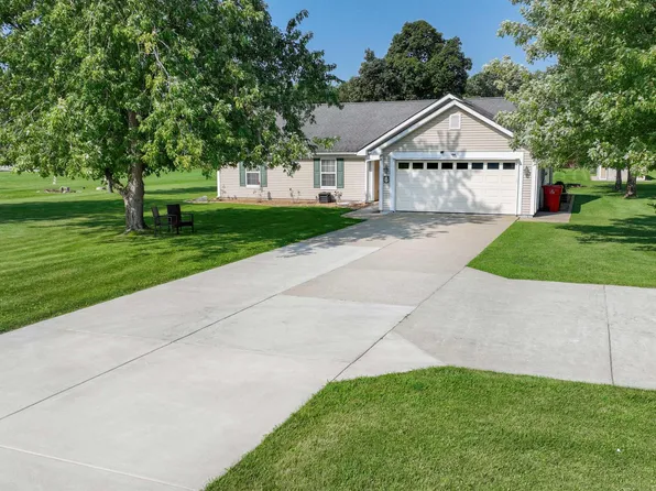 10964 N Fieldstone Ct, Monticello, IN 47960