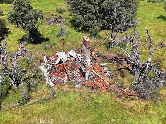 2nd image of 421 Sandra Ln