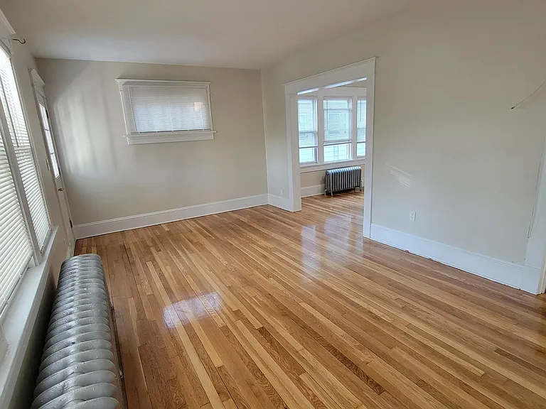 633 Park Ave #2 — Photo 5