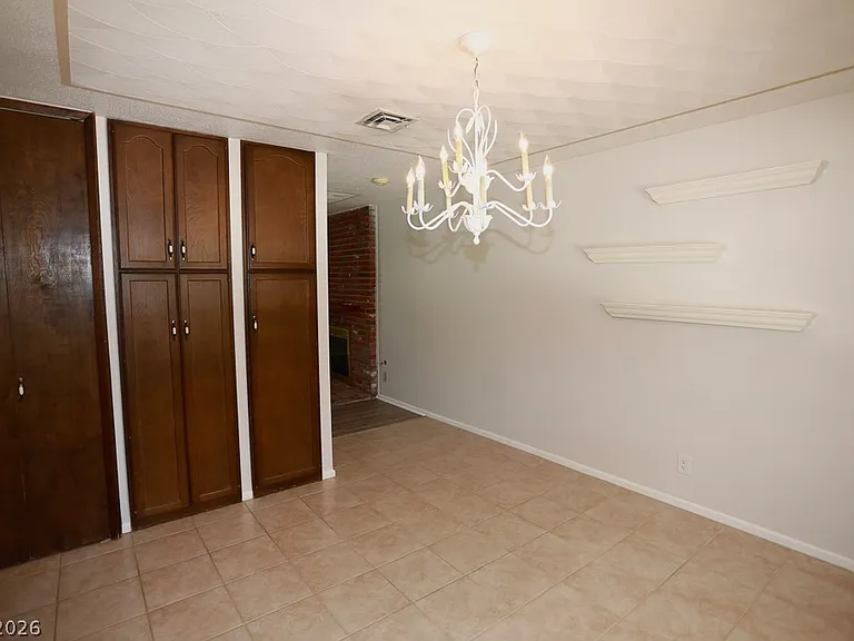 2725 Colanthe Ave — Photo 30