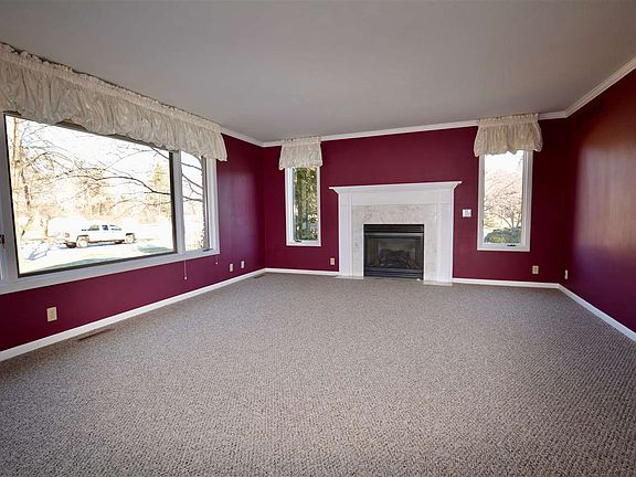 3rd image of 1103 Holyrood St