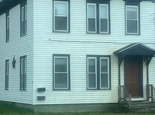 68 W Broadway, Lincoln, ME 04457