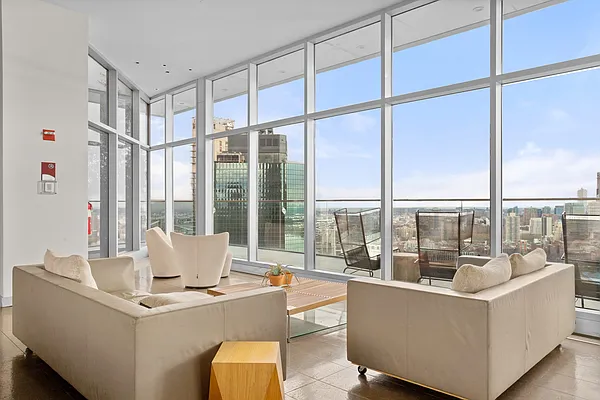 Rented by Compass | media 31